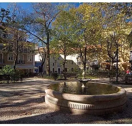 Principe Real 2 Bedrooms 2 Bathrooms, Air-con, Wi-fi, 1st Floor * Lisbon