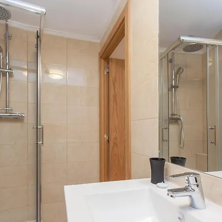 Lejlighed Principe Real 2 Bedrooms 2 Bathrooms, Air-con, Wi-fi, 1st Floor *